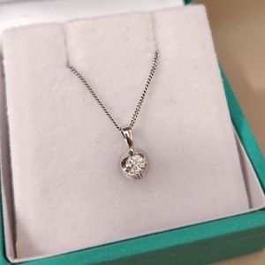 Diamond necklace